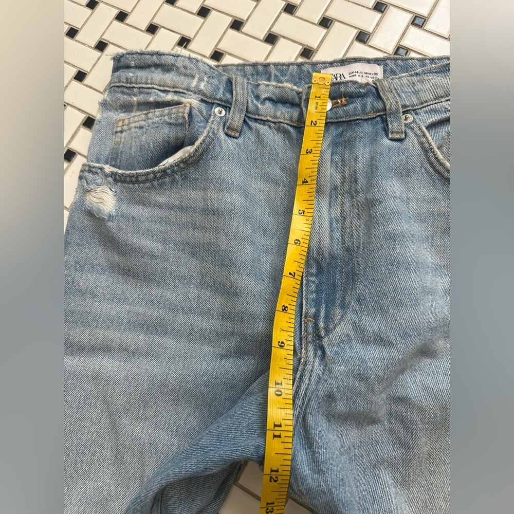 Zara Blue Boyfriend Jeans with Distressed Details - Picture 8 of 8